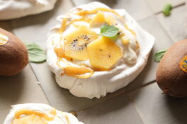 Pavlova mit Kiwi – Rezept und Tipps für das perfekte Dessert