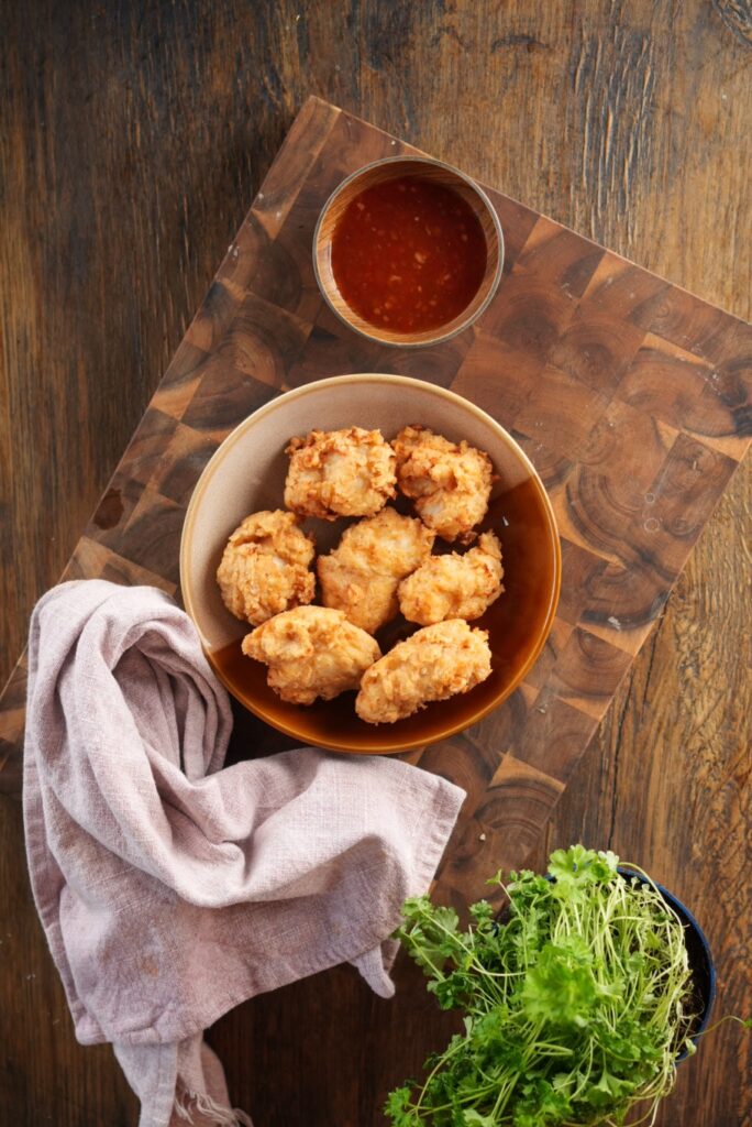 Knuspriges Hühnchenfleisch selber machen – Das beste Rezept für zarte Stücke mit perfekter Panade