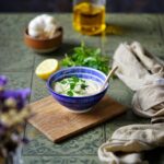 Blitz-Aioli mit Knoblauch und Zitrone